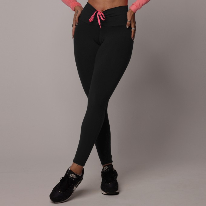 Legging Empina Bumbum Preta com Cadarço Rosa Neon