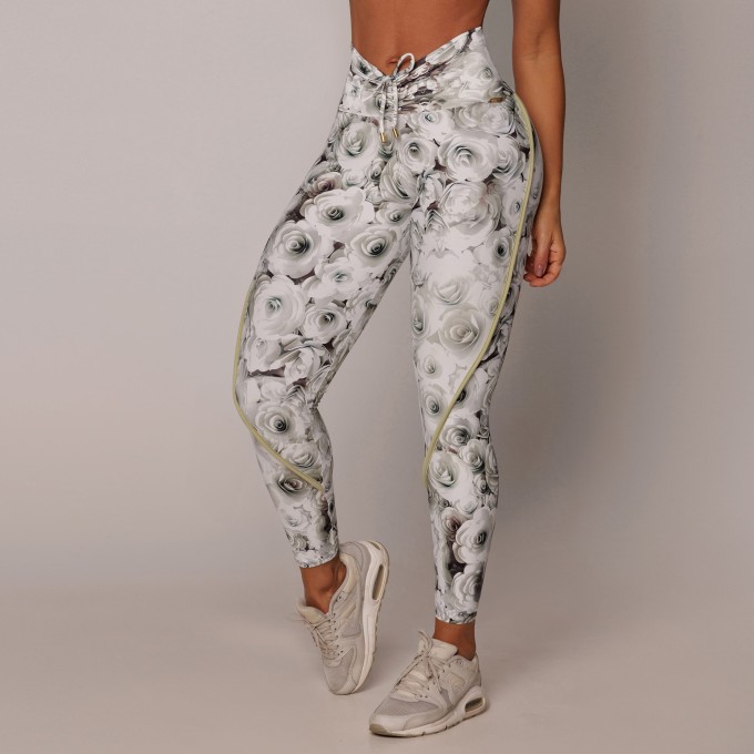 Legging Recorte Empina Bumbum White Roses Exclusiva