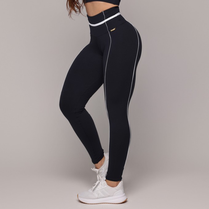 LEGGING QUEENS PRETA COM BRANCO