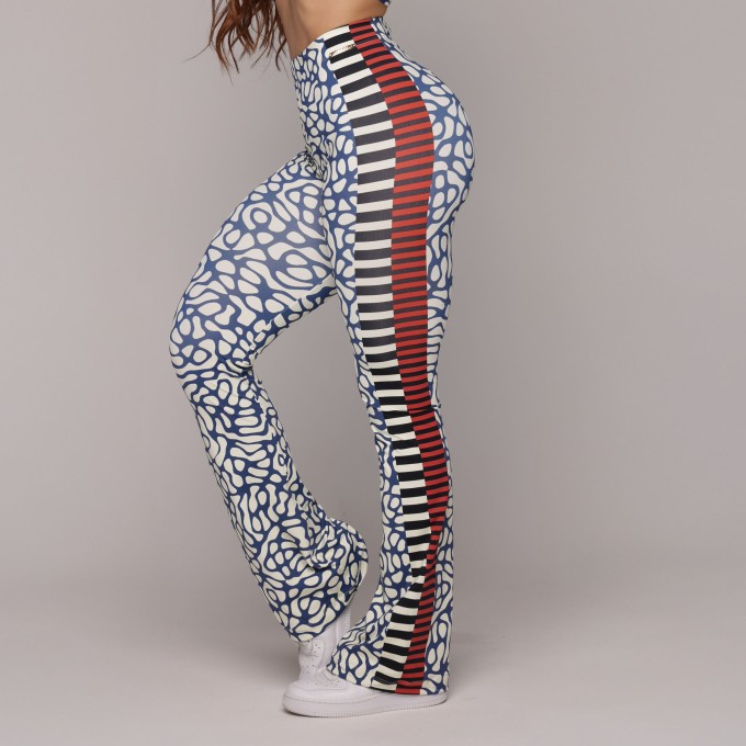 CALÇA FLARE ZURI EXCLUSIVA