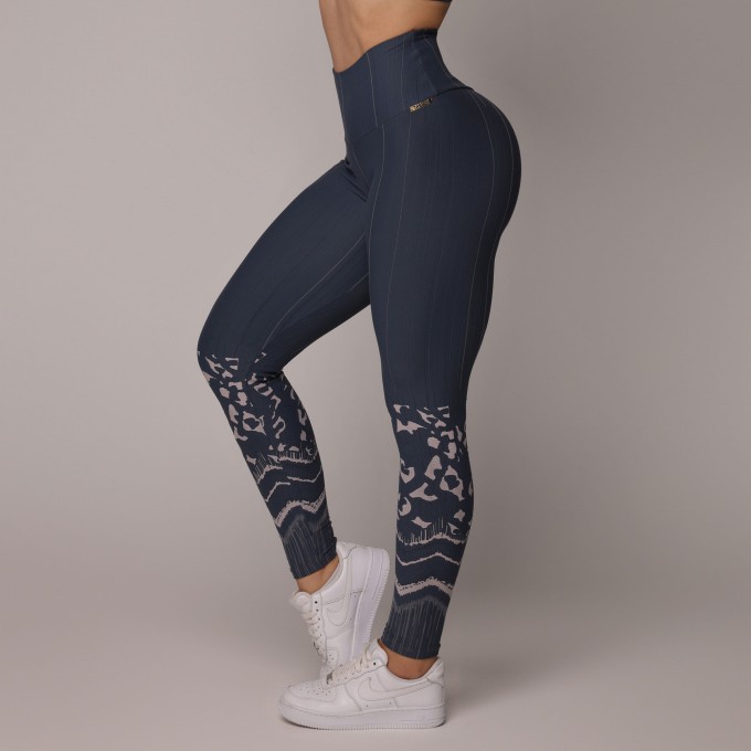 LEGGING EMPINA BUMBUM JACQUARD ANIMAL COM BRANCO