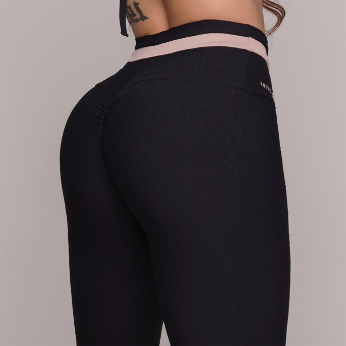 LEGGING STYLE EMPINA BUMBUM JACQUARD DUNAS PRETO